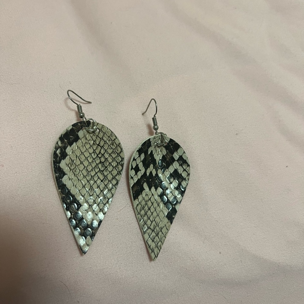 Elegant Black and White Snake Print Earrings